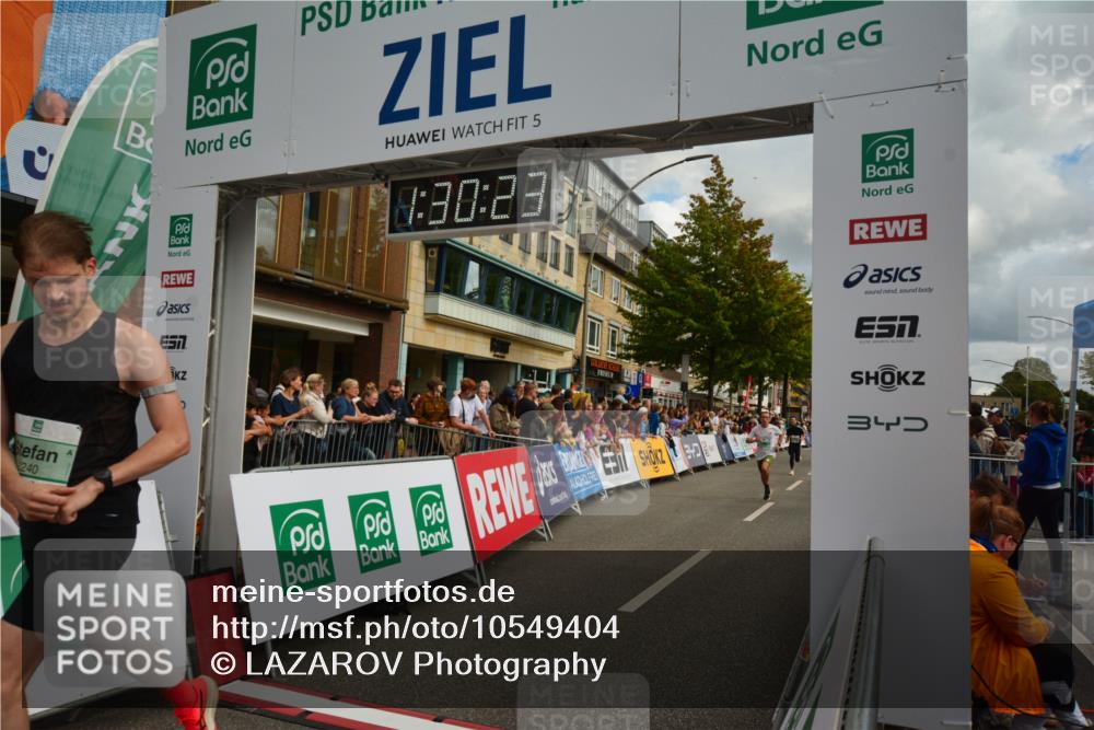 20.09.2026 - PSD Bank Halbmarathon LAZAROV Photography http://msf.ph/oto/10549404 20.09.2026 11:30:23 Ziel 1246, 2240, 2360, 2369, 3119 meine-sportfotos.de