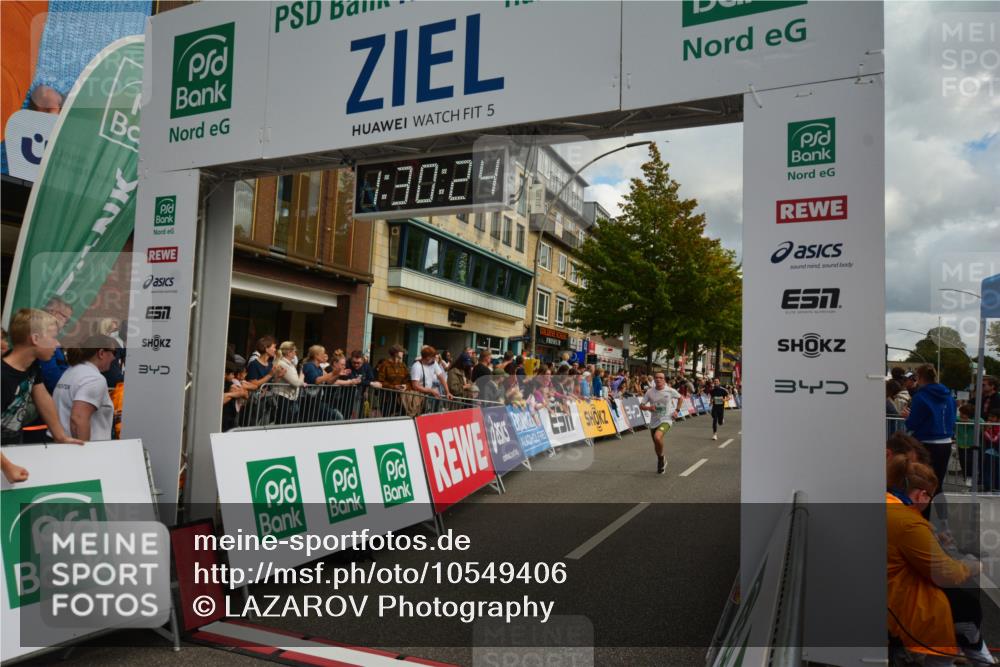20.09.2026 - PSD Bank Halbmarathon LAZAROV Photography http://msf.ph/oto/10549406 20.09.2026 11:30:24 Ziel 1246, 2240, 2360, 2369, 3119 meine-sportfotos.de