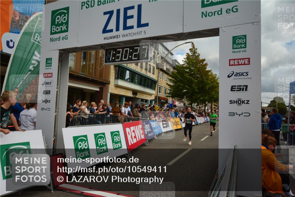 20.09.2026 - PSD Bank Halbmarathon LAZAROV Photography http://msf.ph/oto/10549411 20.09.2026 11:30:26 Ziel 1246, 2240, 2360, 2369, 2771, 3119 meine-sportfotos.de