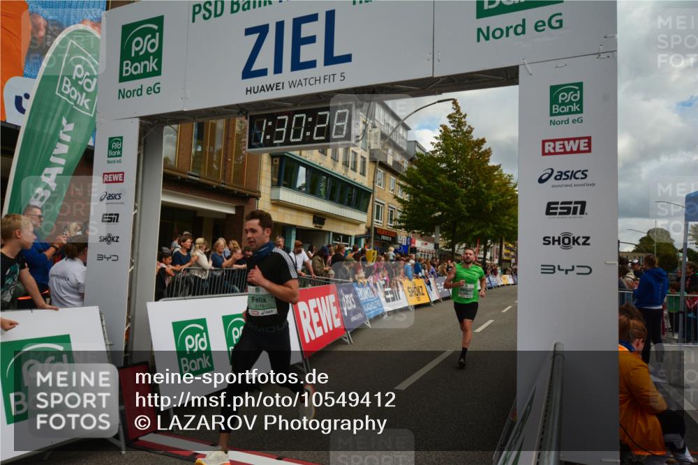 20.09.2026 - PSD Bank Halbmarathon LAZAROV Photography http://msf.ph/oto/10549412 20.09.2026 11:30:28 Ziel 1246, 2240, 2369, 2771, 3119 meine-sportfotos.de