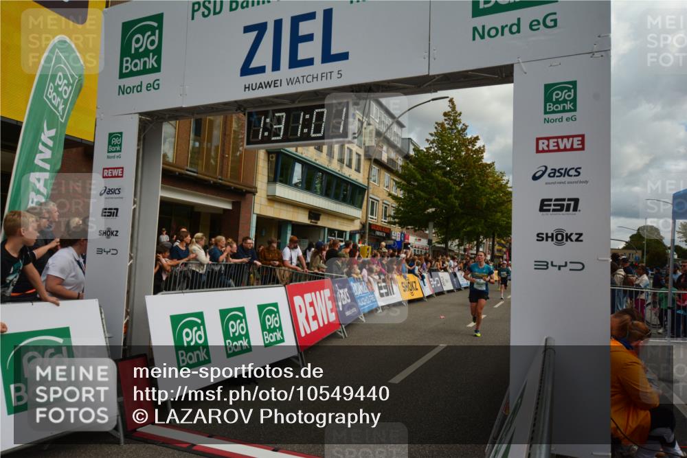 20.09.2026 - PSD Bank Halbmarathon LAZAROV Photography http://msf.ph/oto/10549440 20.09.2026 11:31:00 Ziel 1135, 1639, 1724, 3009, 3448, 4113, 4232, 4504, 4505 meine-sportfotos.de