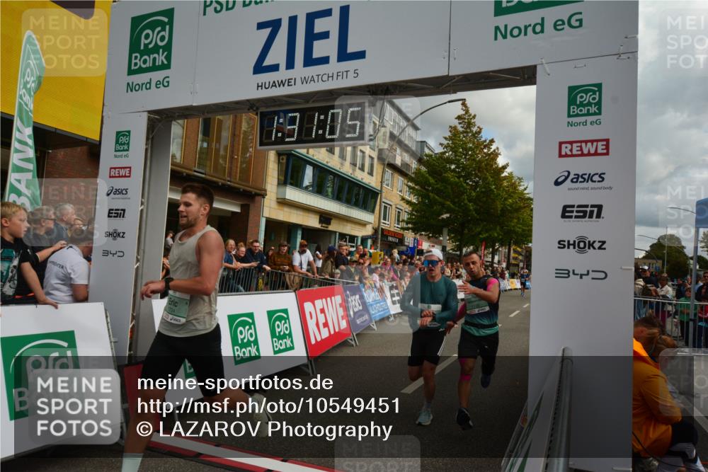 20.09.2026 - PSD Bank Halbmarathon LAZAROV Photography http://msf.ph/oto/10549451 20.09.2026 11:31:04 Ziel 1135, 1639, 1724, 3009, 3448, 4113, 4232, 4504 meine-sportfotos.de