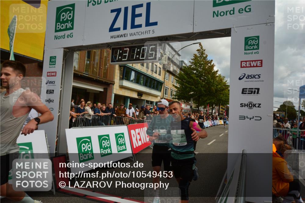 20.09.2026 - PSD Bank Halbmarathon LAZAROV Photography http://msf.ph/oto/10549453 20.09.2026 11:31:04 Ziel 1135, 1639, 1724, 3009, 3448, 4113, 4232, 4504 meine-sportfotos.de