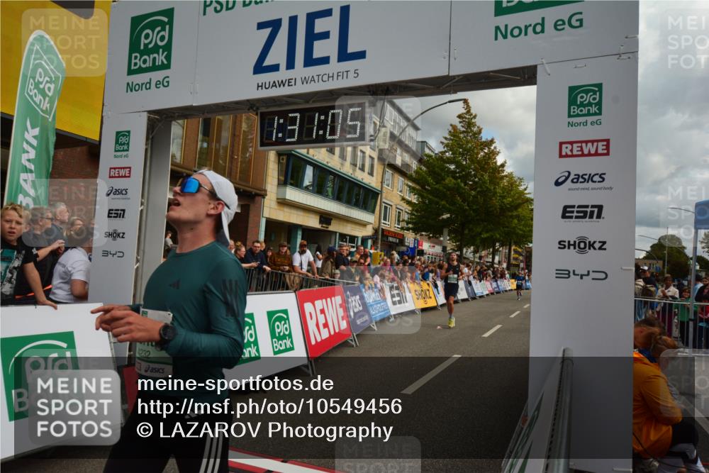 20.09.2026 - PSD Bank Halbmarathon LAZAROV Photography http://msf.ph/oto/10549456 20.09.2026 11:31:05 Ziel 1135, 1639, 1724, 3009, 3448, 4113, 4232, 4504 meine-sportfotos.de