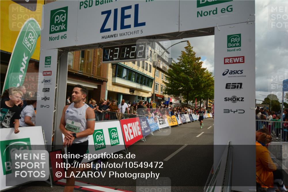 20.09.2026 - PSD Bank Halbmarathon LAZAROV Photography http://msf.ph/oto/10549472 20.09.2026 11:31:22 Ziel 2485, 3198, 3360, 3899, 4527, 4664 meine-sportfotos.de