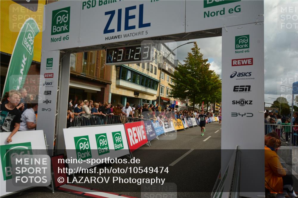 20.09.2026 - PSD Bank Halbmarathon LAZAROV Photography http://msf.ph/oto/10549474 20.09.2026 11:31:22 Ziel 2485, 3198, 3360, 3899, 4527, 4664 meine-sportfotos.de