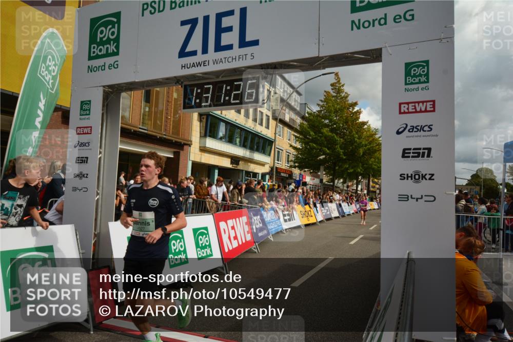 20.09.2026 - PSD Bank Halbmarathon LAZAROV Photography http://msf.ph/oto/10549477 20.09.2026 11:31:25 Ziel 2485, 3198, 3360, 3899, 4527, 4664 meine-sportfotos.de