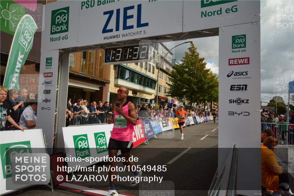 20.09.2026 - PSD Bank Halbmarathon LAZAROV Photography http://msf.ph/oto/10549485 20.09.2026 11:31:31 Ziel 2378, 3198, 3317, 3393, 3899, 4177, 4527, 4567, 4664 meine-sportfotos.de