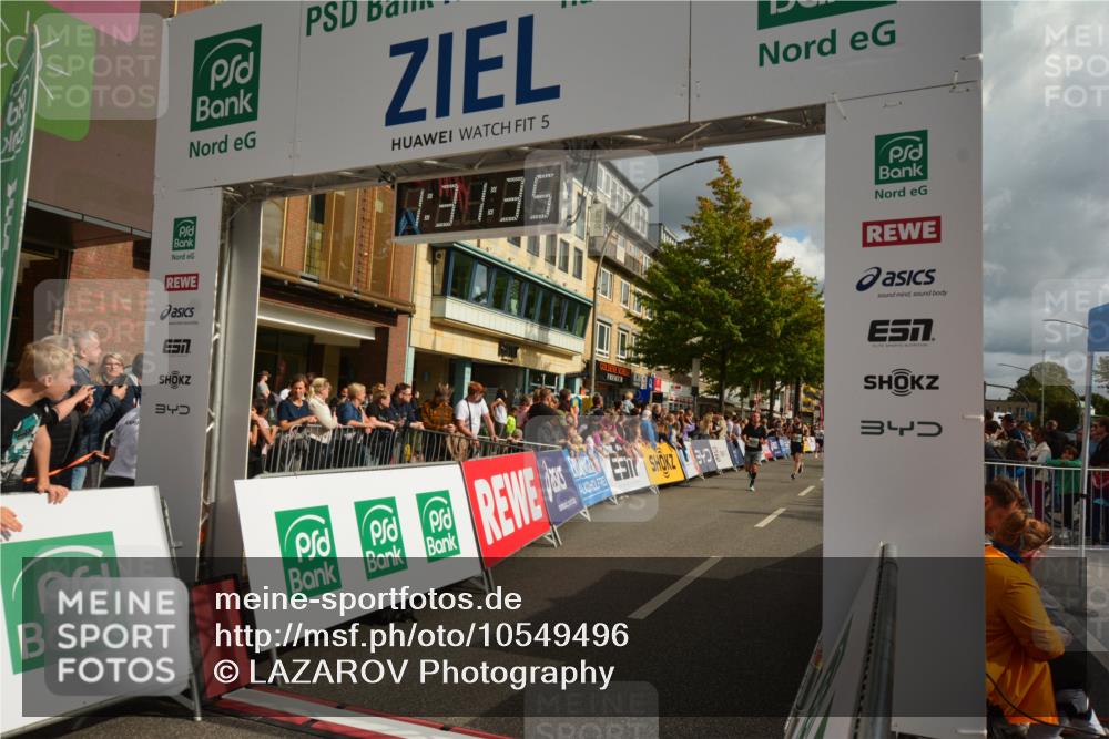 20.09.2026 - PSD Bank Halbmarathon LAZAROV Photography http://msf.ph/oto/10549496 20.09.2026 11:31:34 Ziel 2378, 3198, 3317, 3393, 3899, 4177, 4567, 4664 meine-sportfotos.de