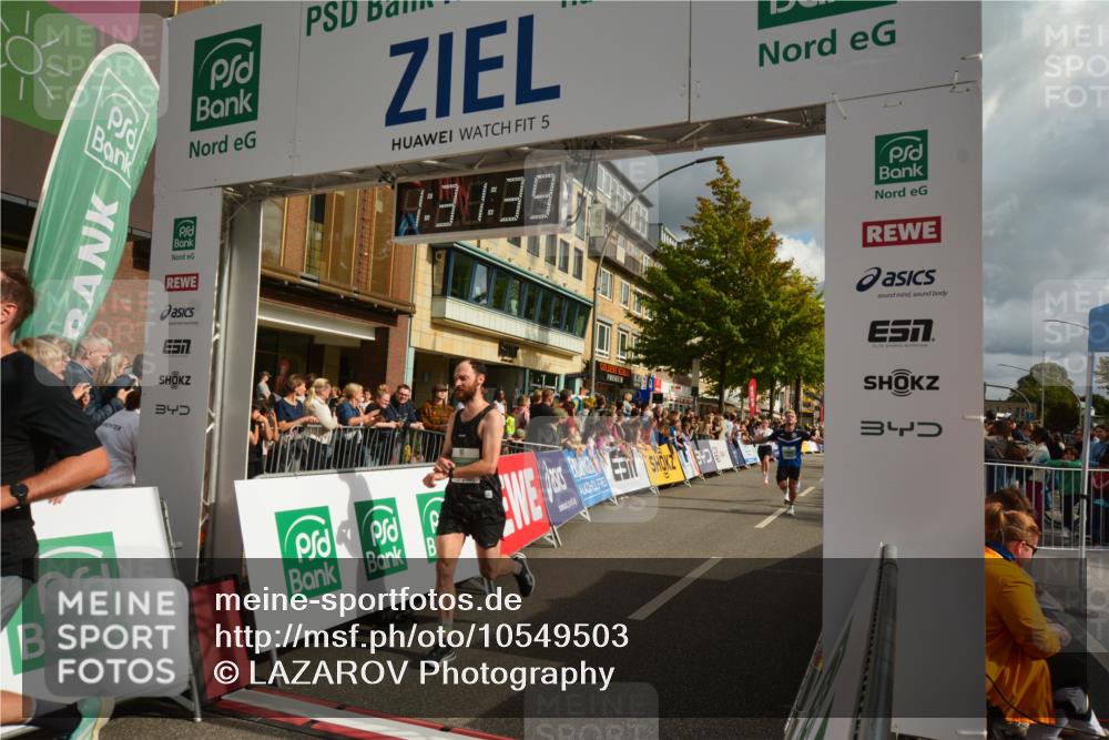20.09.2026 - PSD Bank Halbmarathon LAZAROV Photography http://msf.ph/oto/10549503 20.09.2026 11:31:38 Ziel 2378, 3230, 3317, 3393, 3721, 3899, 4177, 4567, 4573 meine-sportfotos.de