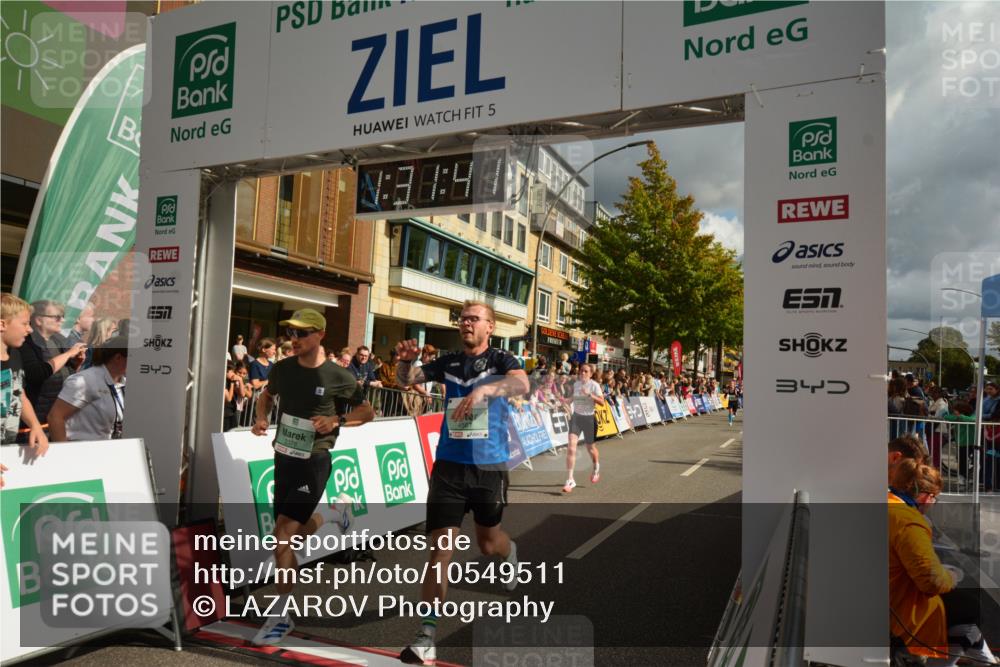 20.09.2026 - PSD Bank Halbmarathon LAZAROV Photography http://msf.ph/oto/10549511 20.09.2026 11:31:41 Ziel 2378, 3230, 3317, 3393, 3721, 4177, 4567, 4573 meine-sportfotos.de
