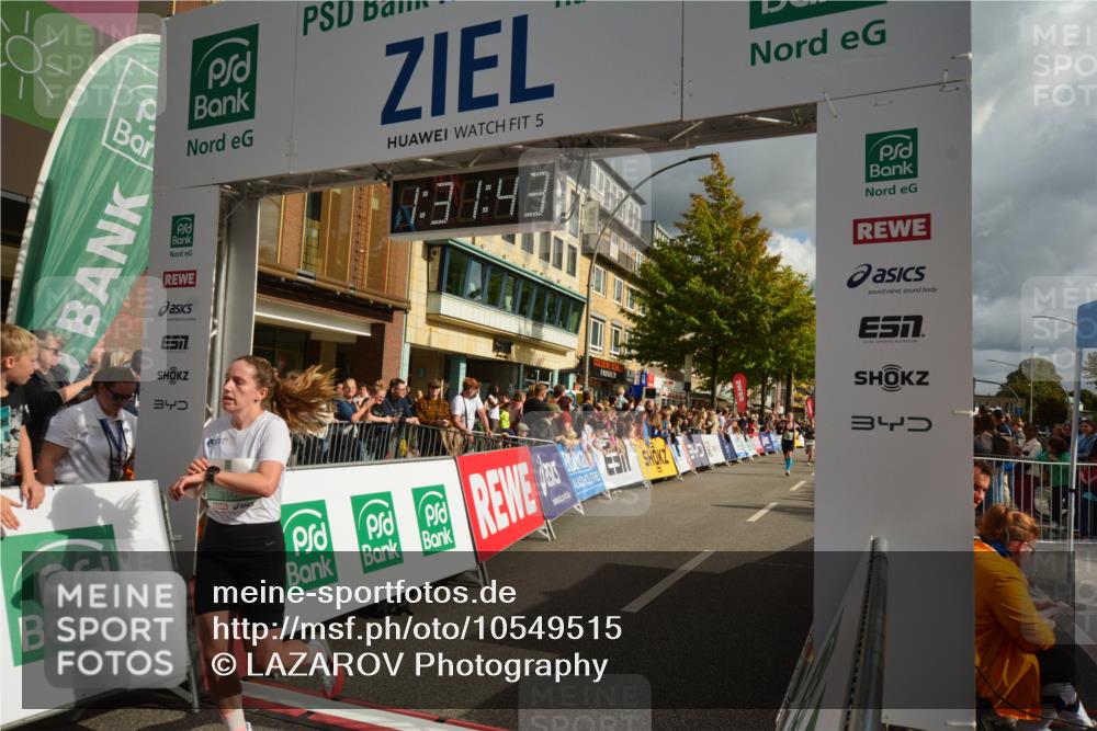 20.09.2026 - PSD Bank Halbmarathon LAZAROV Photography http://msf.ph/oto/10549515 20.09.2026 11:31:42 Ziel 2378, 3230, 3317, 3393, 3721, 4177, 4567, 4573 meine-sportfotos.de