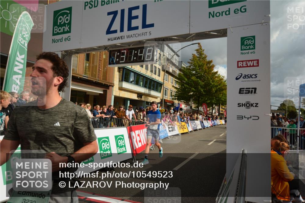20.09.2026 - PSD Bank Halbmarathon LAZAROV Photography http://msf.ph/oto/10549523 20.09.2026 11:31:48 Ziel 3230, 3317, 3340, 3721, 4573 meine-sportfotos.de
