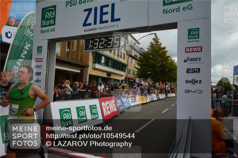 20.09.2026 - PSD Bank Halbmarathon LAZAROV Photography http://msf.ph/oto/10549544 20.09.2026 11:32:35 Ziel 1208, 2086, 2575, 4441 meine-sportfotos.de