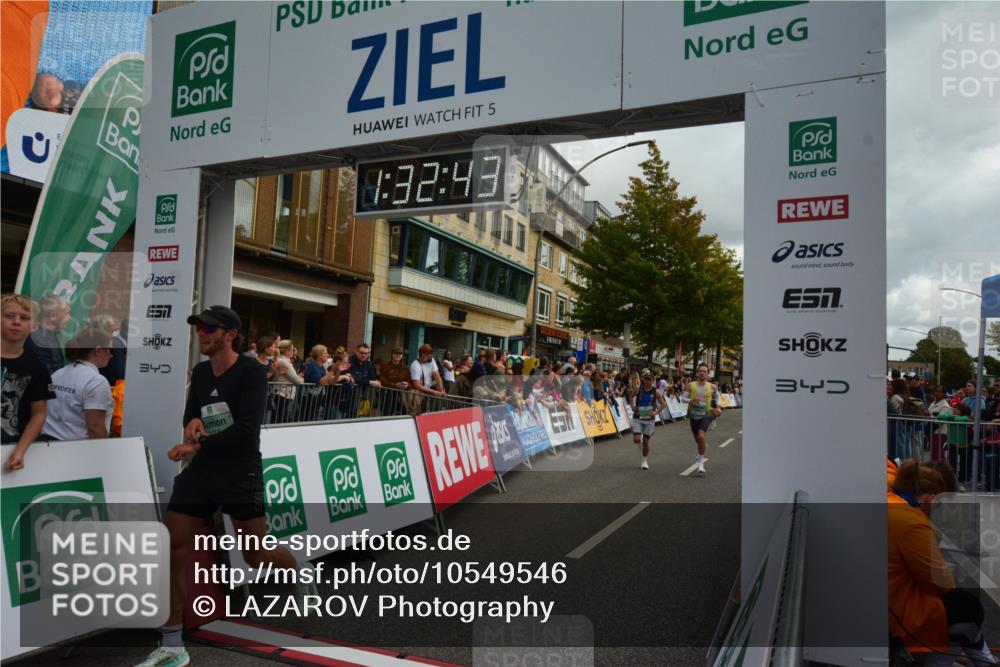 20.09.2026 - PSD Bank Halbmarathon LAZAROV Photography http://msf.ph/oto/10549546 20.09.2026 11:32:42 Ziel 1208, 1310, 2086, 2575, 2625, 3508 meine-sportfotos.de