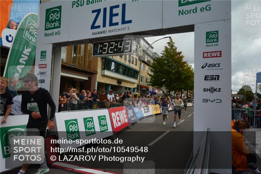 20.09.2026 - PSD Bank Halbmarathon LAZAROV Photography http://msf.ph/oto/10549548 20.09.2026 11:32:43 Ziel 1208, 1310, 2086, 2498, 2575, 2625, 3423, 3508 meine-sportfotos.de
