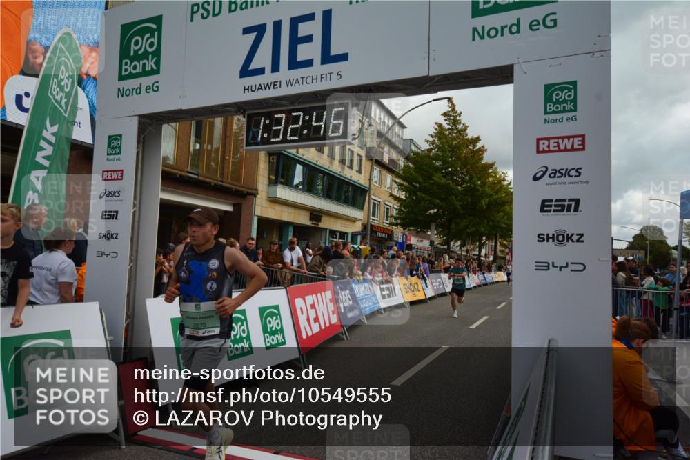 20.09.2026 - PSD Bank Halbmarathon LAZAROV Photography http://msf.ph/oto/10549555 20.09.2026 11:32:45 Ziel 1208, 1310, 2086, 2498, 2575, 2625, 3423, 3508 meine-sportfotos.de