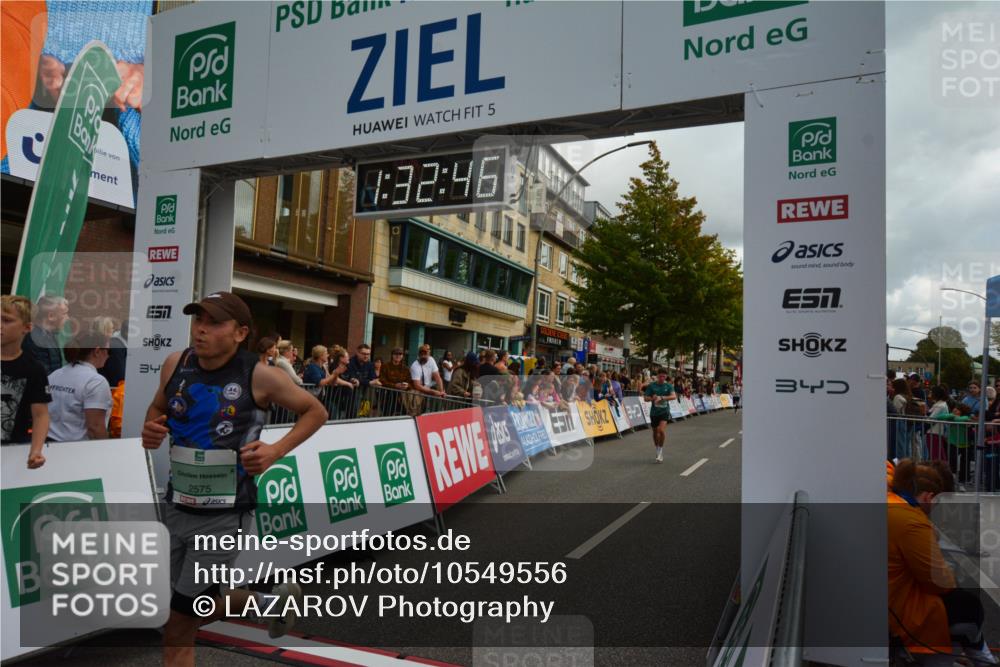 20.09.2026 - PSD Bank Halbmarathon LAZAROV Photography http://msf.ph/oto/10549556 20.09.2026 11:32:45 Ziel 1208, 1310, 2086, 2498, 2575, 2625, 3423, 3508 meine-sportfotos.de