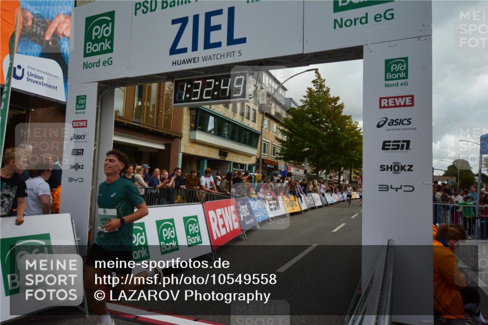 20.09.2026 - PSD Bank Halbmarathon LAZAROV Photography http://msf.ph/oto/10549558 20.09.2026 11:32:48 Ziel 1208, 1310, 1922, 2086, 2498, 2575, 2625, 3423, 3508 meine-sportfotos.de