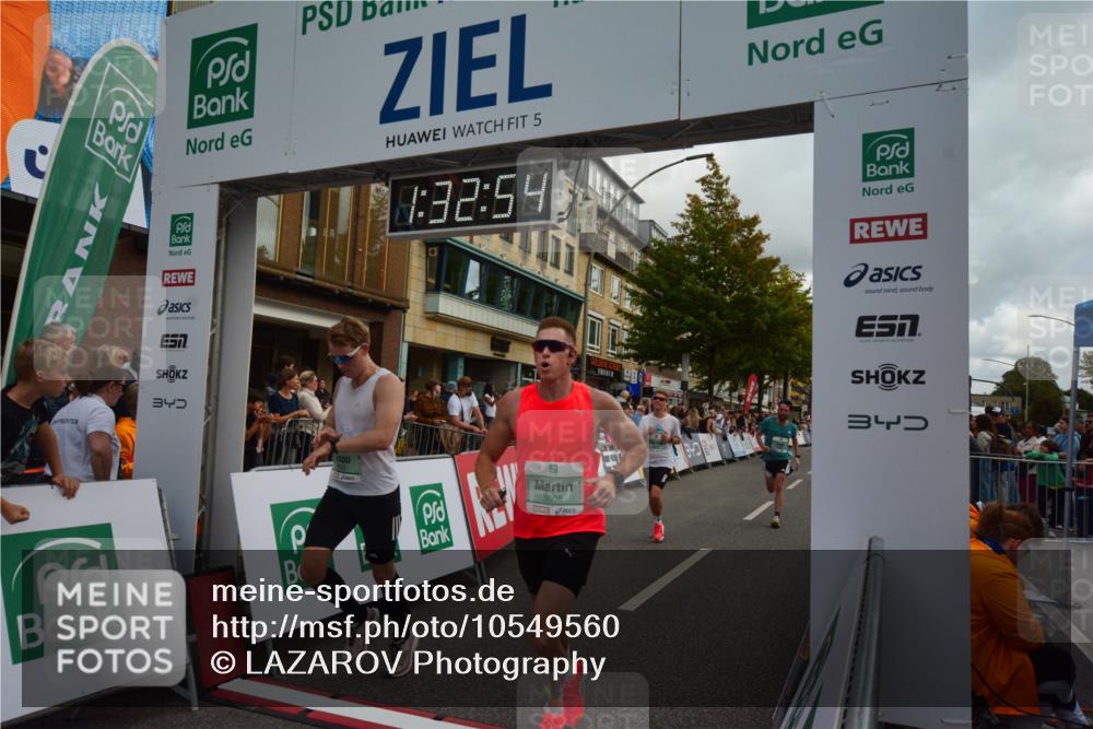 20.09.2026 - PSD Bank Halbmarathon LAZAROV Photography http://msf.ph/oto/10549560 20.09.2026 11:32:53 Ziel 1310, 1721, 1922, 2498, 2625, 3423, 3508 meine-sportfotos.de