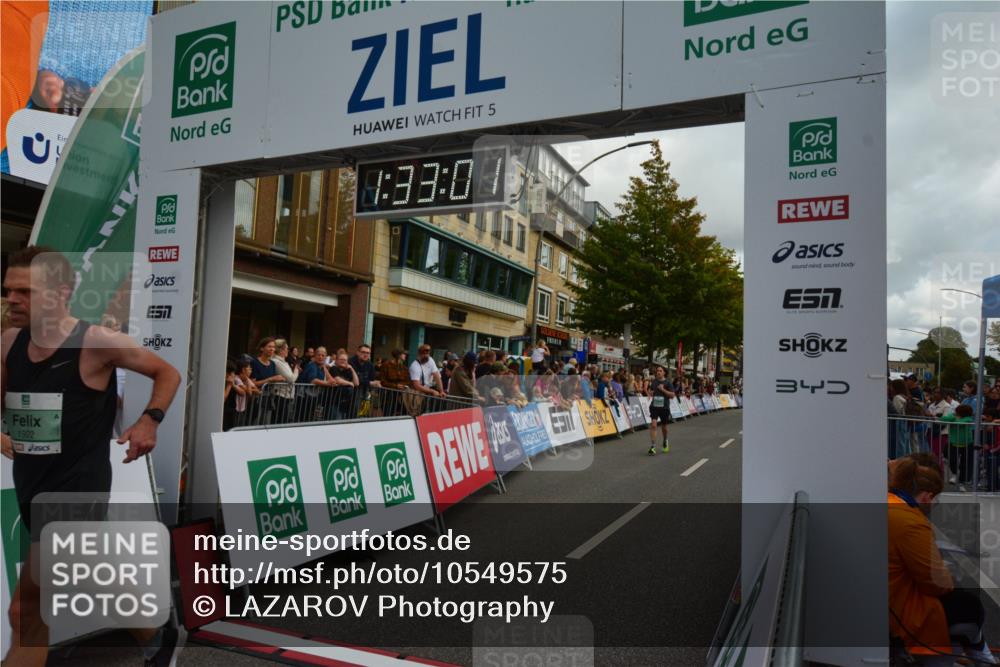 20.09.2026 - PSD Bank Halbmarathon LAZAROV Photography http://msf.ph/oto/10549575 20.09.2026 11:33:00 Ziel 1310, 1721, 1922, 2498, 3423, 3508, 3774 meine-sportfotos.de