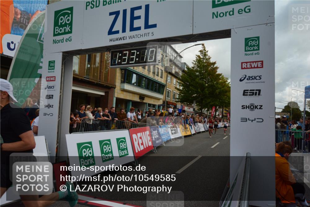 20.09.2026 - PSD Bank Halbmarathon LAZAROV Photography http://msf.ph/oto/10549585 20.09.2026 11:33:10 Ziel 1690, 1849, 2115, 3048, 3774, 3994, 4116, 4134, 4145, 4614 meine-sportfotos.de