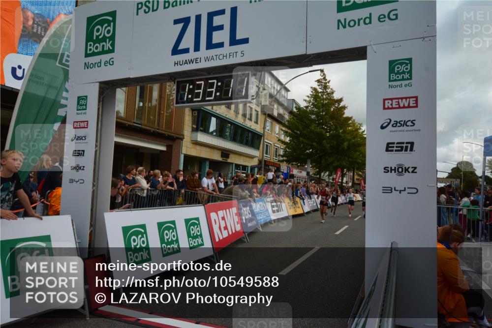 20.09.2026 - PSD Bank Halbmarathon LAZAROV Photography http://msf.ph/oto/10549588 20.09.2026 11:33:10 Ziel 1690, 1849, 2115, 3048, 3774, 3994, 4116, 4134, 4145, 4614 meine-sportfotos.de