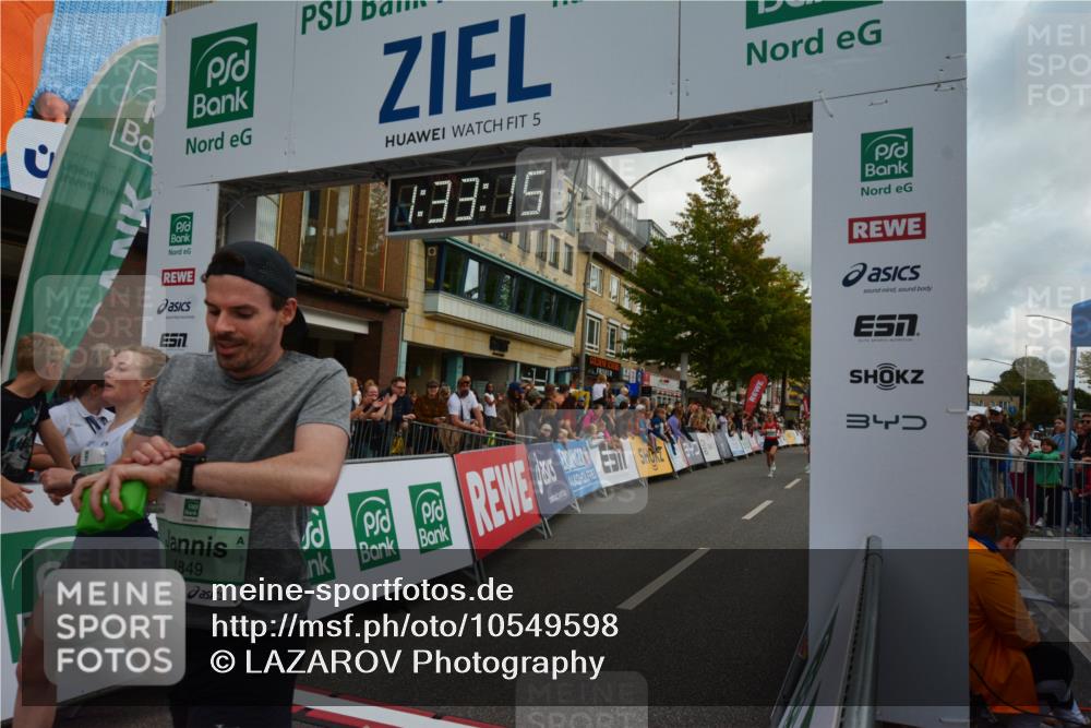 20.09.2026 - PSD Bank Halbmarathon LAZAROV Photography http://msf.ph/oto/10549598 20.09.2026 11:33:14 Ziel 1690, 1849, 2115, 3048, 3774, 3994, 4116, 4134, 4145, 4614 meine-sportfotos.de