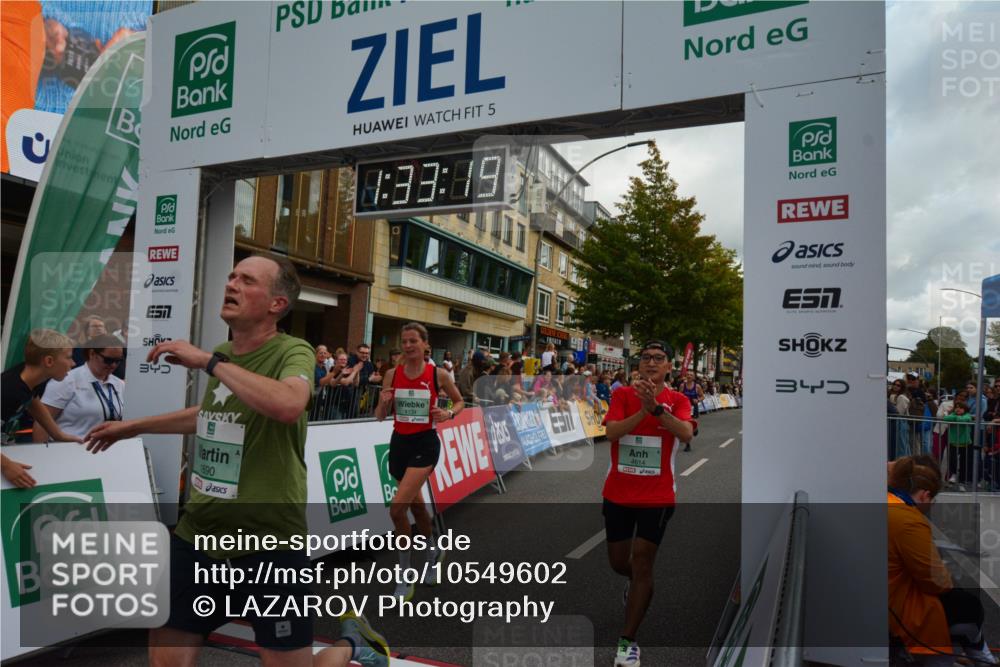 20.09.2026 - PSD Bank Halbmarathon LAZAROV Photography http://msf.ph/oto/10549602 20.09.2026 11:33:19 Ziel 1690, 1737, 1849, 2115, 2789, 3048, 3994, 4116, 4134, 4145, 4352, 4614 meine-sportfotos.de