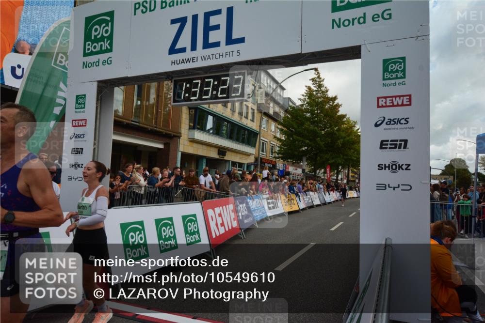 20.09.2026 - PSD Bank Halbmarathon LAZAROV Photography http://msf.ph/oto/10549610 20.09.2026 11:33:23 Ziel 1690, 1737, 2115, 2789, 3048, 4134, 4352, 4614, 4751 meine-sportfotos.de