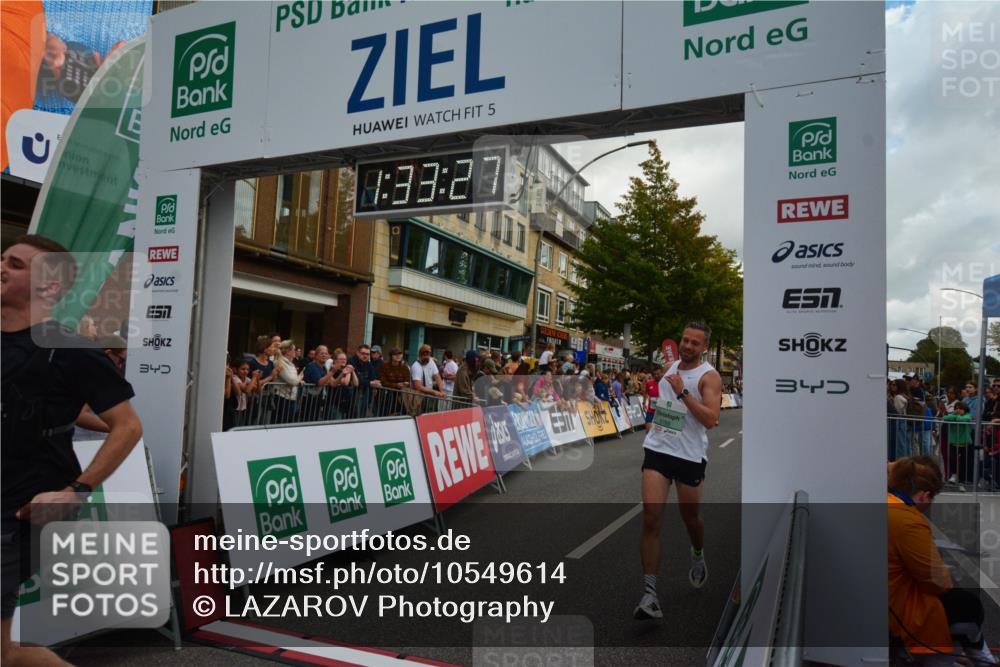 20.09.2026 - PSD Bank Halbmarathon LAZAROV Photography http://msf.ph/oto/10549614 20.09.2026 11:33:27 Ziel 1737, 2115, 2789, 3048, 4352, 4751 meine-sportfotos.de