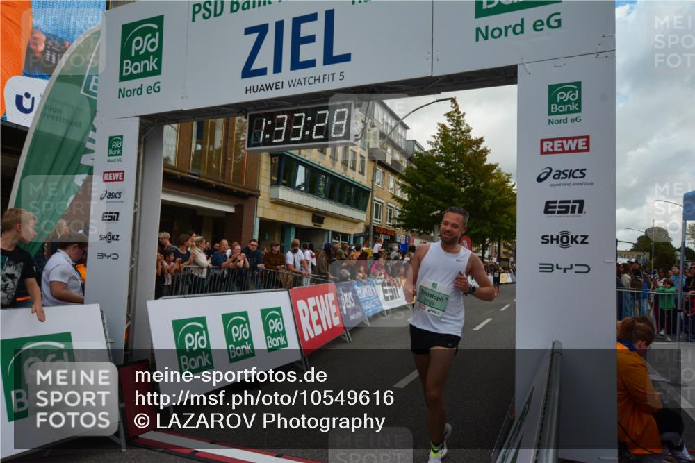20.09.2026 - PSD Bank Halbmarathon LAZAROV Photography http://msf.ph/oto/10549616 20.09.2026 11:33:27 Ziel 1737, 2115, 2789, 3048, 4352, 4751 meine-sportfotos.de