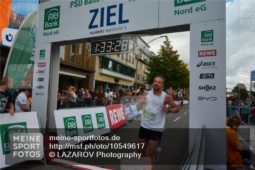20.09.2026 - PSD Bank Halbmarathon LAZAROV Photography http://msf.ph/oto/10549617 20.09.2026 11:33:27 Ziel 1737, 2115, 2789, 3048, 4352, 4751 meine-sportfotos.de