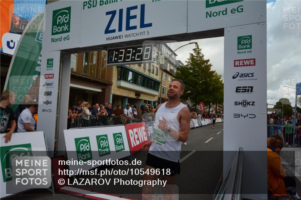 20.09.2026 - PSD Bank Halbmarathon LAZAROV Photography http://msf.ph/oto/10549618 20.09.2026 11:33:28 Ziel 1737, 2115, 2789, 3048, 4352, 4751 meine-sportfotos.de