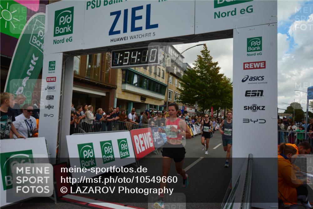 20.09.2026 - PSD Bank Halbmarathon LAZAROV Photography http://msf.ph/oto/10549660 20.09.2026 11:34:10 Ziel 1384, 1871, 1995, 2043, 2265, 2547, 2945, 3551, 4276, 4690, 4783 meine-sportfotos.de
