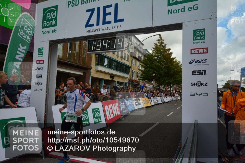 20.09.2026 - PSD Bank Halbmarathon LAZAROV Photography http://msf.ph/oto/10549670 20.09.2026 11:34:13 Ziel 1384, 1871, 1995, 2043, 2547, 2945, 3551, 4276, 4690, 4783 meine-sportfotos.de