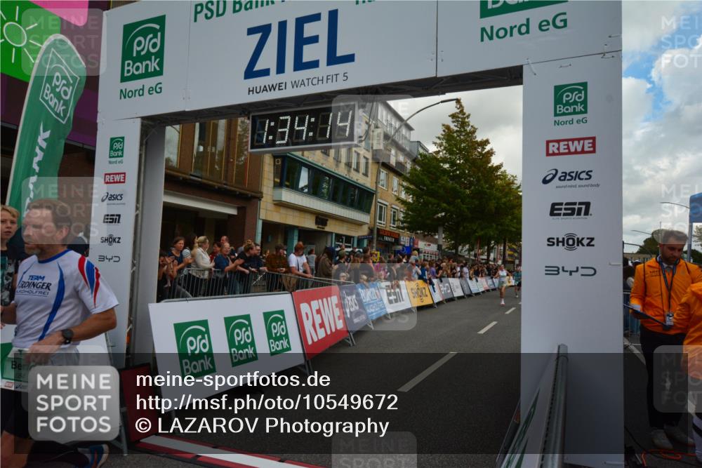 20.09.2026 - PSD Bank Halbmarathon LAZAROV Photography http://msf.ph/oto/10549672 20.09.2026 11:34:14 Ziel 1384, 1871, 1995, 2043, 2547, 2945, 3551, 4276, 4690, 4783 meine-sportfotos.de