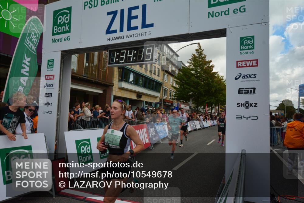 20.09.2026 - PSD Bank Halbmarathon LAZAROV Photography http://msf.ph/oto/10549678 20.09.2026 11:34:19 Ziel 1384, 1871, 2043, 2547, 2945, 4783 meine-sportfotos.de