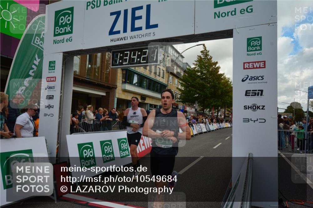 20.09.2026 - PSD Bank Halbmarathon LAZAROV Photography http://msf.ph/oto/10549684 20.09.2026 11:34:21 Ziel 1871, 2043, 2547, 2945, 3328, 4783 meine-sportfotos.de