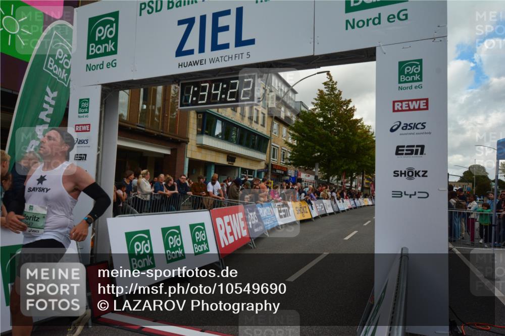 20.09.2026 - PSD Bank Halbmarathon LAZAROV Photography http://msf.ph/oto/10549690 20.09.2026 11:34:22 Ziel 1871, 2043, 2547, 2945, 3328, 4783 meine-sportfotos.de