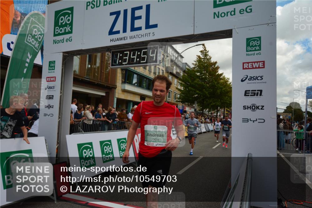 20.09.2026 - PSD Bank Halbmarathon LAZAROV Photography http://msf.ph/oto/10549703 20.09.2026 11:34:53 Ziel 1535, 1632, 1930, 2159, 2308, 2352, 2910, 3267, 4297 meine-sportfotos.de