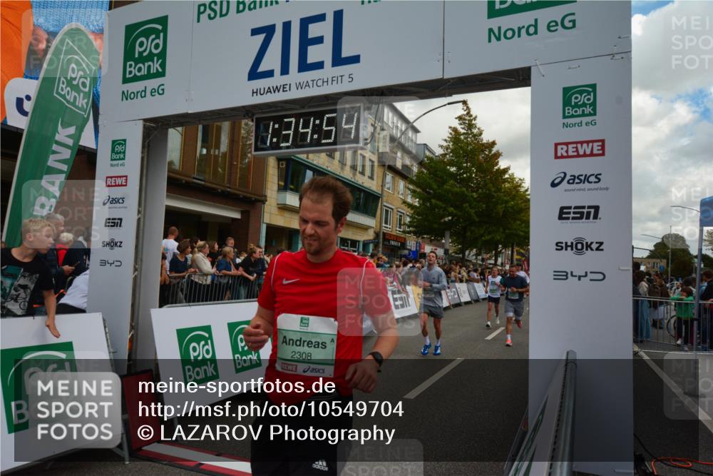 20.09.2026 - PSD Bank Halbmarathon LAZAROV Photography http://msf.ph/oto/10549704 20.09.2026 11:34:53 Ziel 1535, 1632, 1930, 2159, 2308, 2352, 2910, 3267, 4297 meine-sportfotos.de