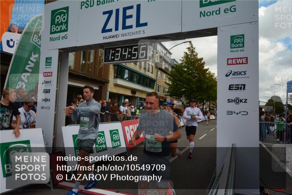 20.09.2026 - PSD Bank Halbmarathon LAZAROV Photography http://msf.ph/oto/10549709 20.09.2026 11:34:56 Ziel 1195, 1327, 1535, 1632, 1930, 2159, 2308, 2352, 2910, 3267, 4297 meine-sportfotos.de