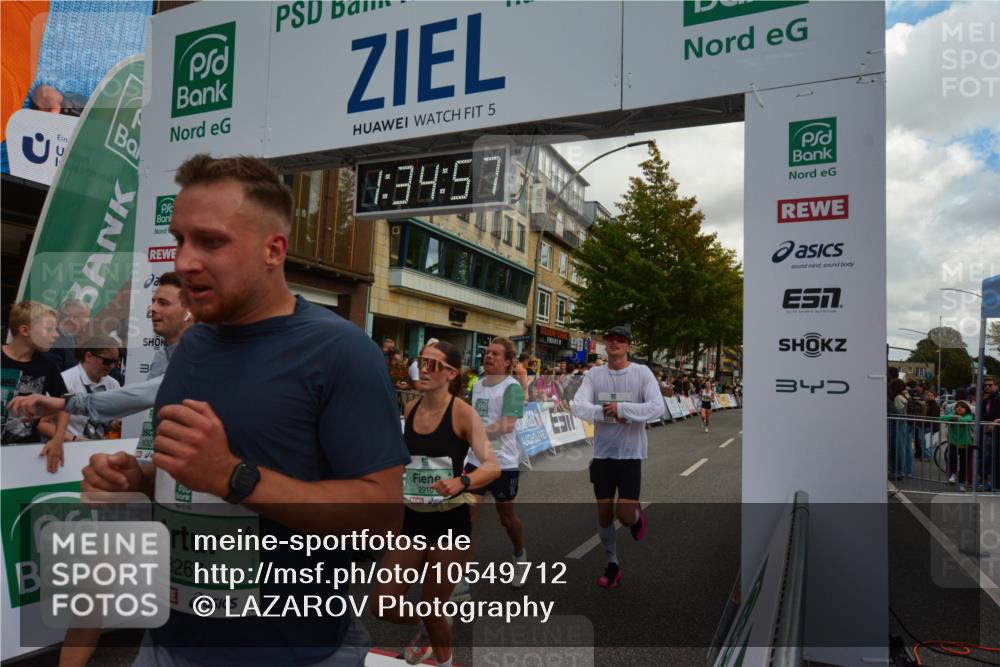 20.09.2026 - PSD Bank Halbmarathon LAZAROV Photography http://msf.ph/oto/10549712 20.09.2026 11:34:56 Ziel 1195, 1327, 1535, 1632, 1930, 2159, 2308, 2352, 2910, 3267, 4297 meine-sportfotos.de