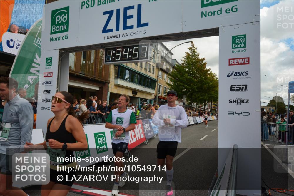 20.09.2026 - PSD Bank Halbmarathon LAZAROV Photography http://msf.ph/oto/10549714 20.09.2026 11:34:56 Ziel 1195, 1327, 1535, 1632, 1930, 2159, 2308, 2352, 2910, 3267, 4297 meine-sportfotos.de