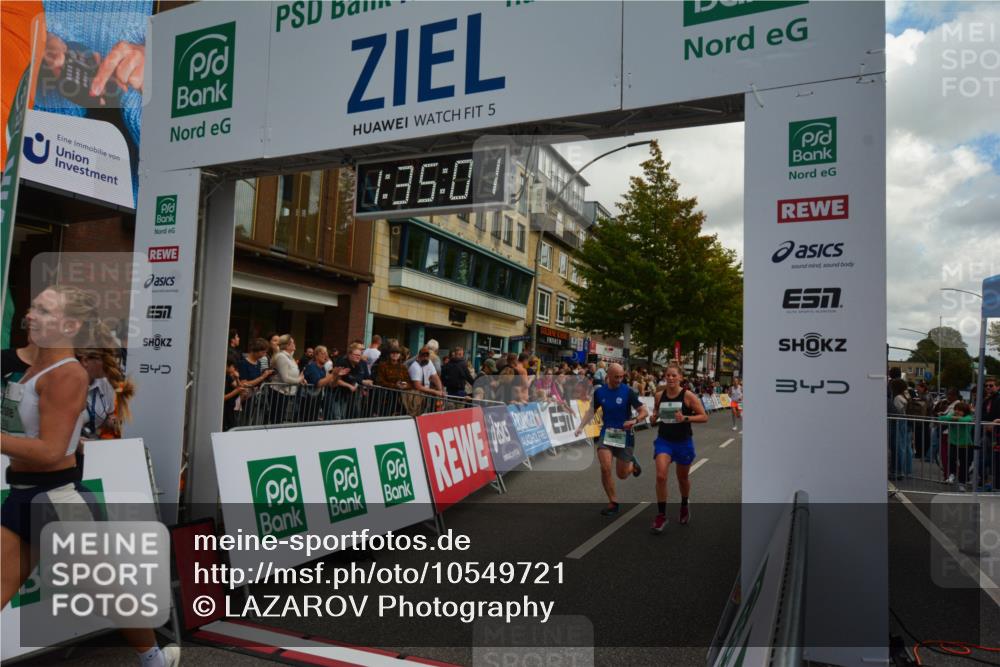 20.09.2026 - PSD Bank Halbmarathon LAZAROV Photography http://msf.ph/oto/10549721 20.09.2026 11:35:01 Ziel 1195, 1327, 1377, 1535, 1632, 1673, 1930, 2159, 2352, 2910, 3001, 3067, 3267, 4297 meine-sportfotos.de