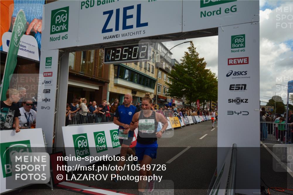 20.09.2026 - PSD Bank Halbmarathon LAZAROV Photography http://msf.ph/oto/10549726 20.09.2026 11:35:02 Ziel 1195, 1327, 1377, 1535, 1673, 1930, 2159, 2352, 2910, 3001, 3067, 3267, 4297 meine-sportfotos.de