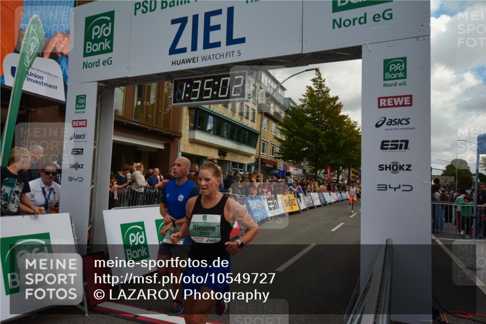 20.09.2026 - PSD Bank Halbmarathon LAZAROV Photography http://msf.ph/oto/10549727 20.09.2026 11:35:02 Ziel 1195, 1327, 1377, 1535, 1673, 1930, 2159, 2352, 2910, 3001, 3067, 3267, 4297 meine-sportfotos.de