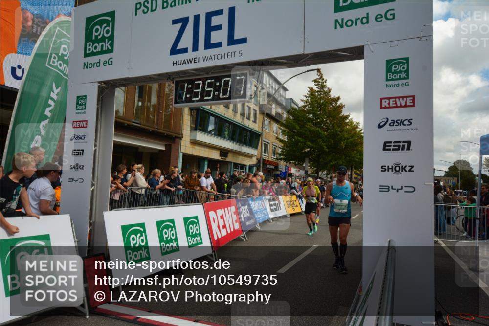 20.09.2026 - PSD Bank Halbmarathon LAZAROV Photography http://msf.ph/oto/10549735 20.09.2026 11:35:07 Ziel 1050, 1195, 1327, 1377, 1673, 1708, 1930, 2352, 3001, 3067 meine-sportfotos.de
