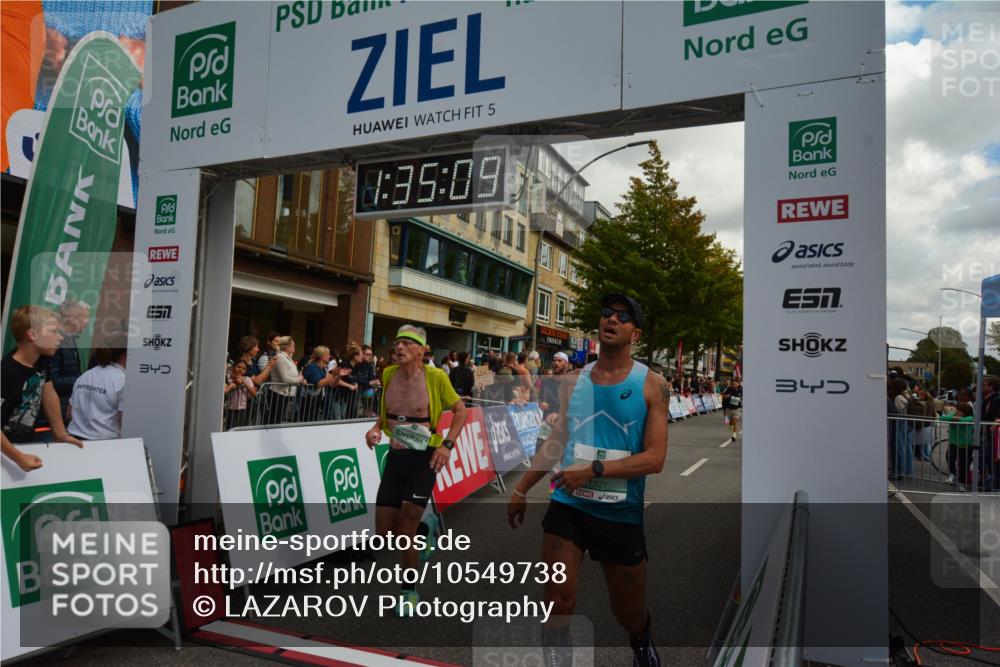 20.09.2026 - PSD Bank Halbmarathon LAZAROV Photography http://msf.ph/oto/10549738 20.09.2026 11:35:08 Ziel 1050, 1195, 1327, 1377, 1673, 1708, 1930, 2352, 3001, 3067 meine-sportfotos.de